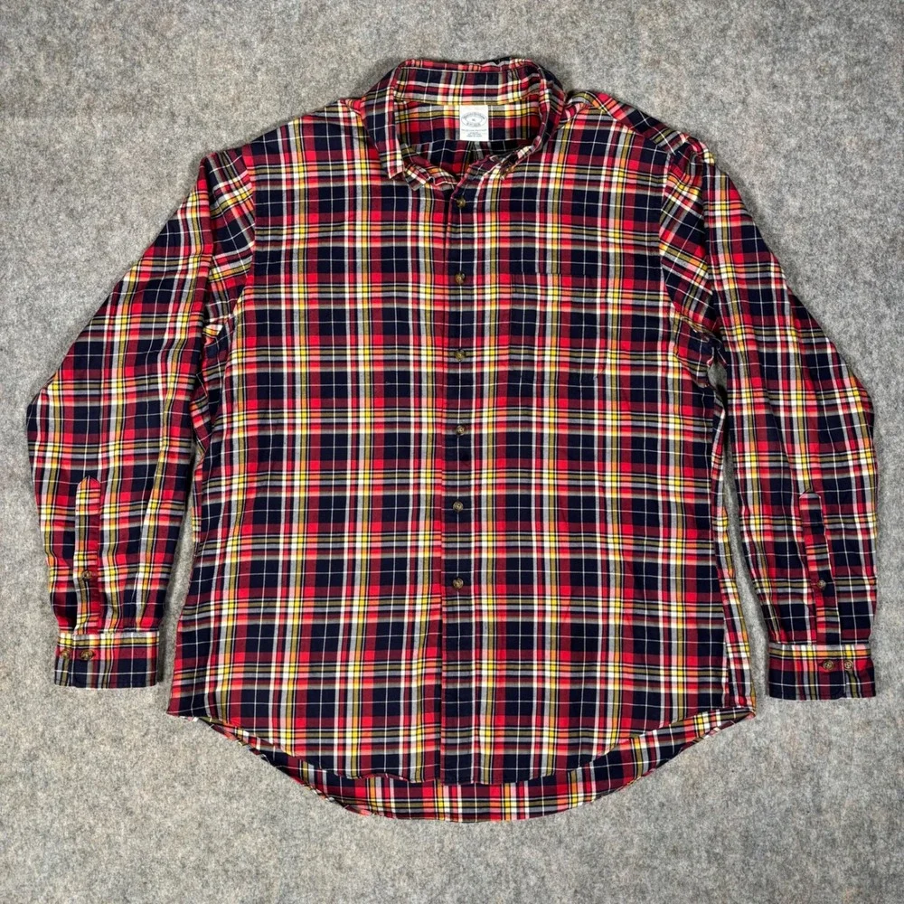 Brooks Brothers Button Down Shirt Mens XL Red Plaid Slim Fit Cotton Polo Shirt